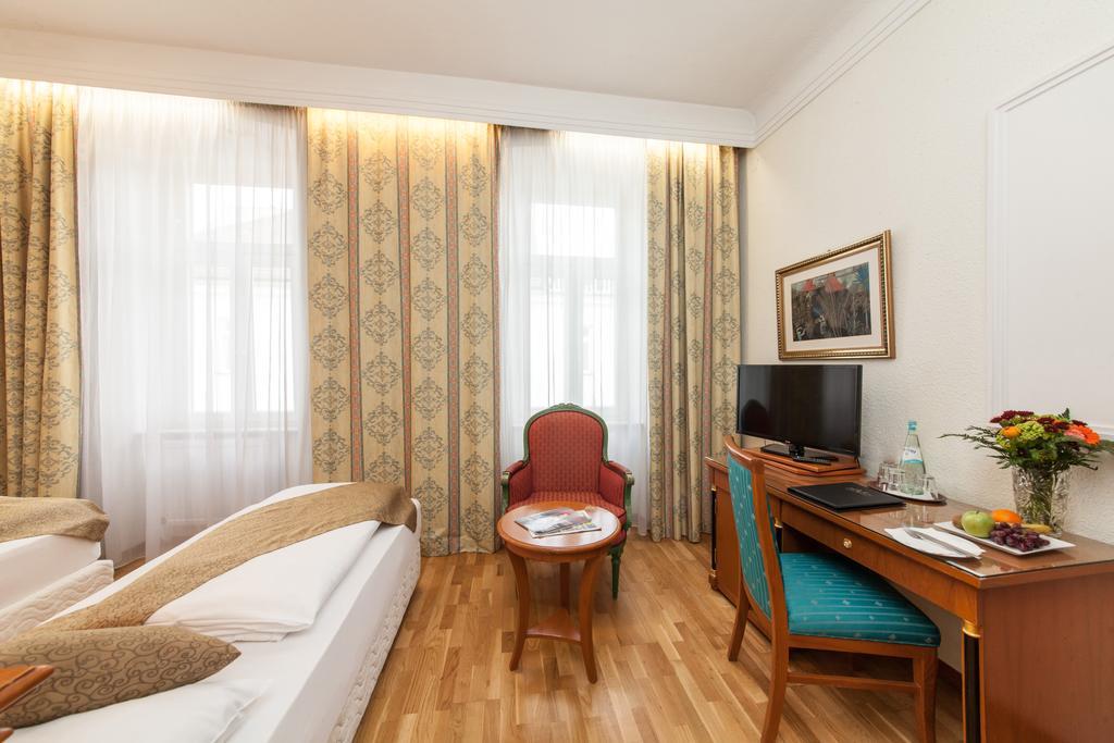 Novum Hotel Cristall Wien Messe Exterior foto