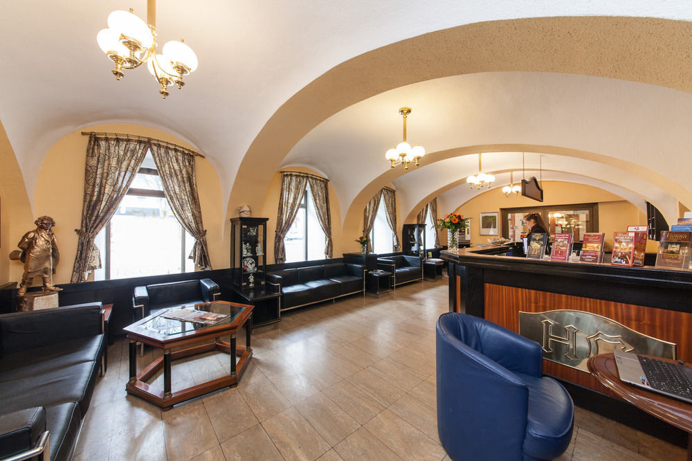Novum Hotel Cristall Wien Messe Exterior foto