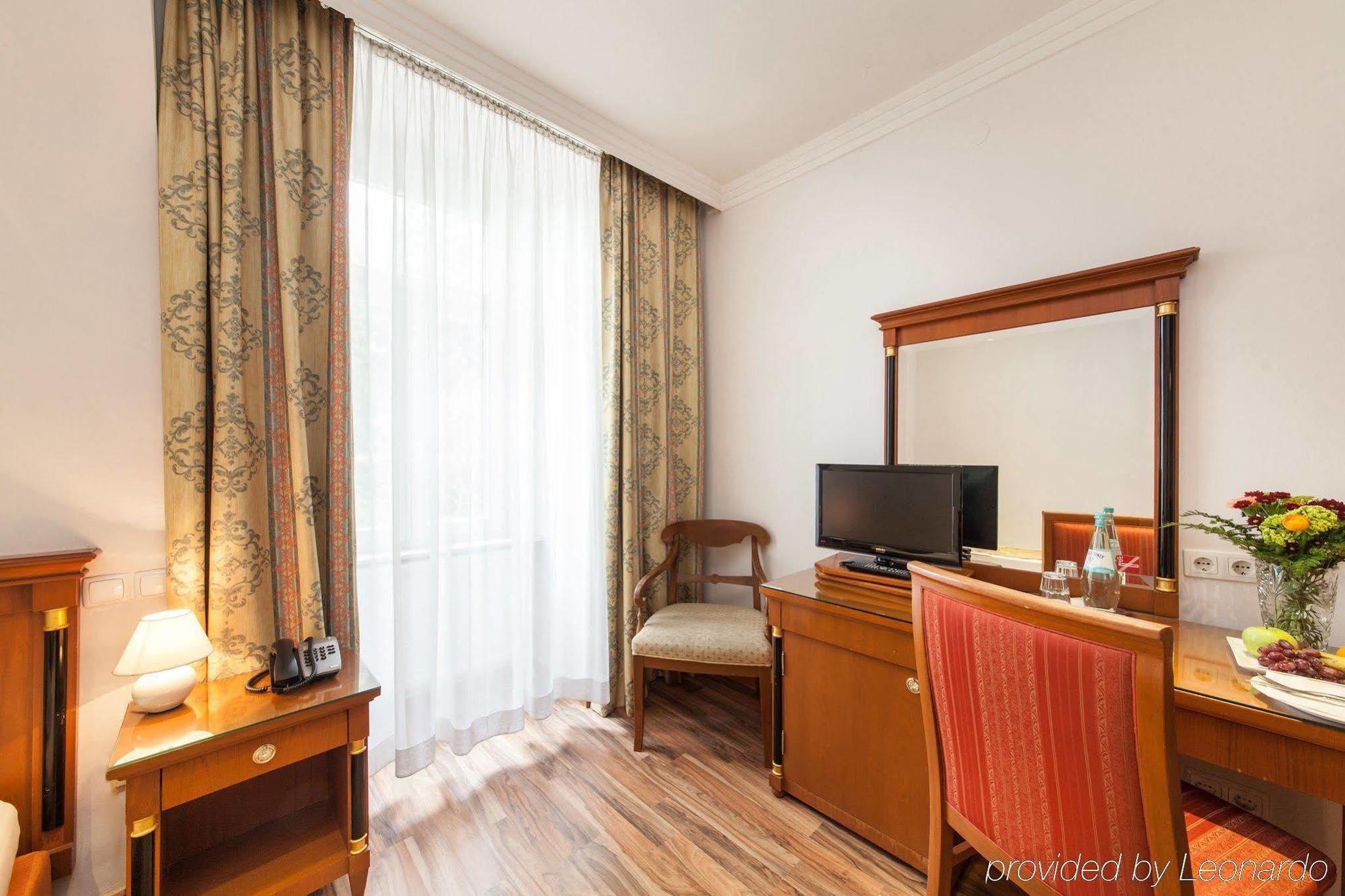 Novum Hotel Cristall Wien Messe Exterior foto