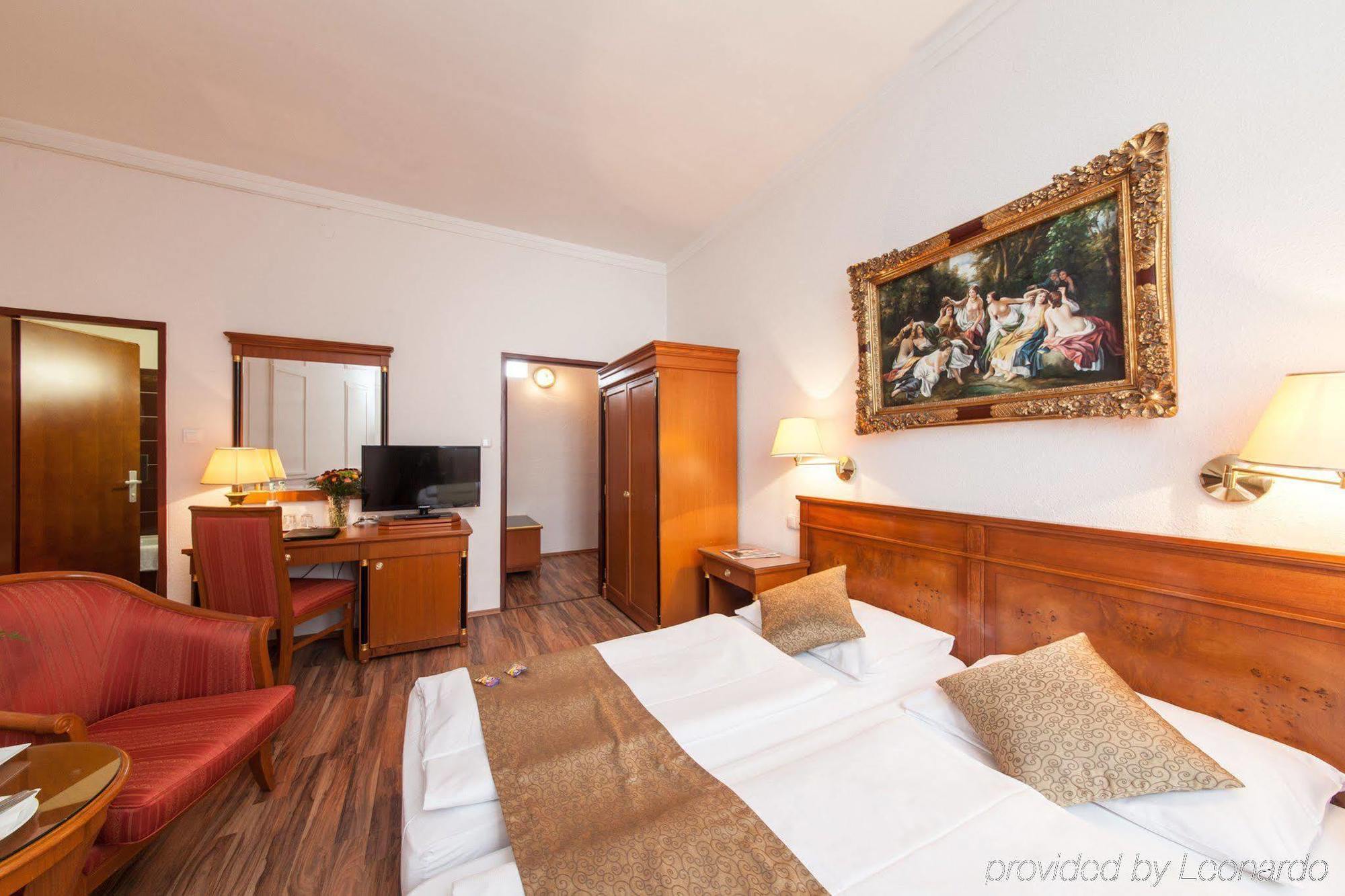 Novum Hotel Cristall Wien Messe Exterior foto