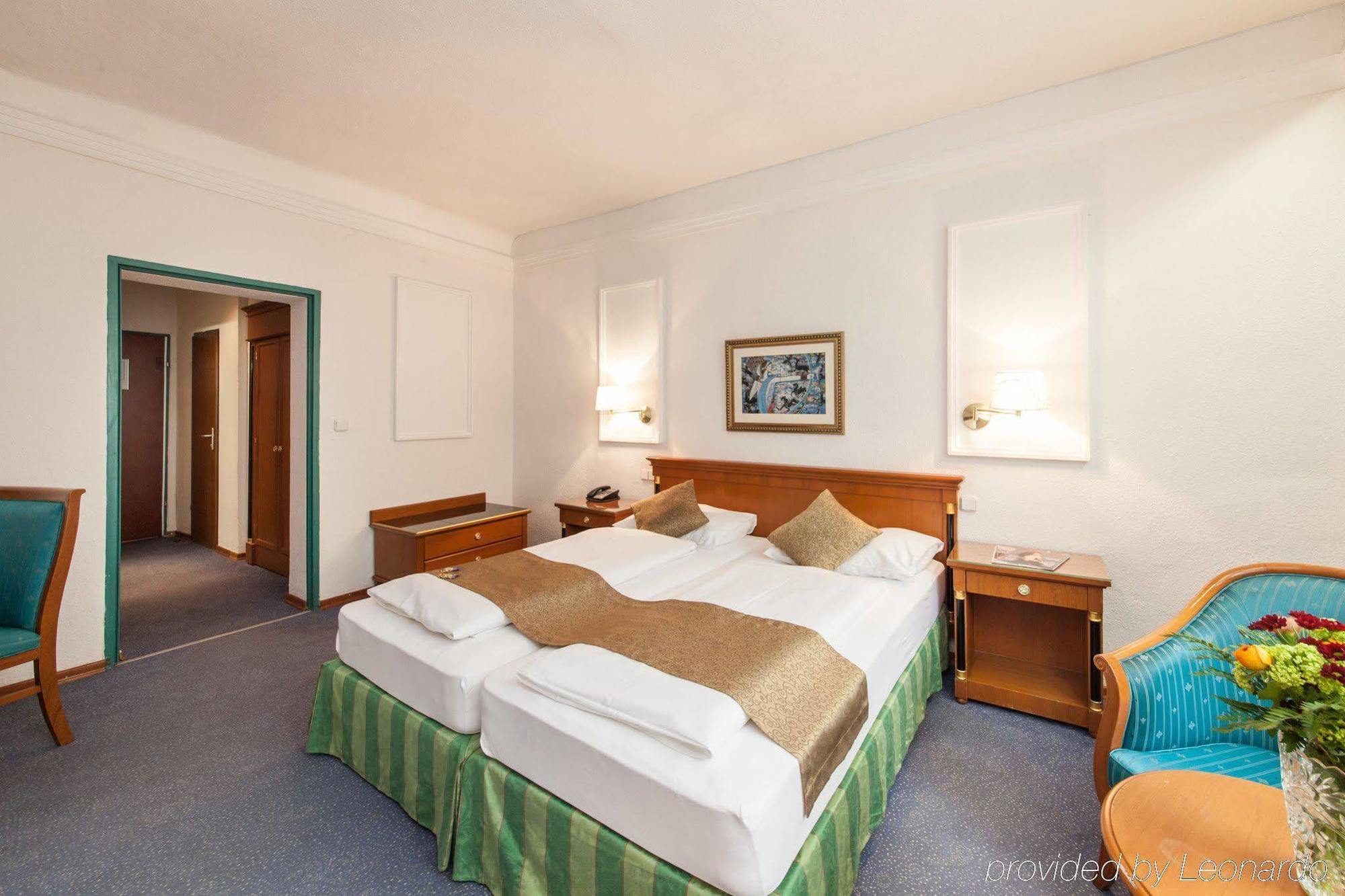Novum Hotel Cristall Wien Messe Exterior foto