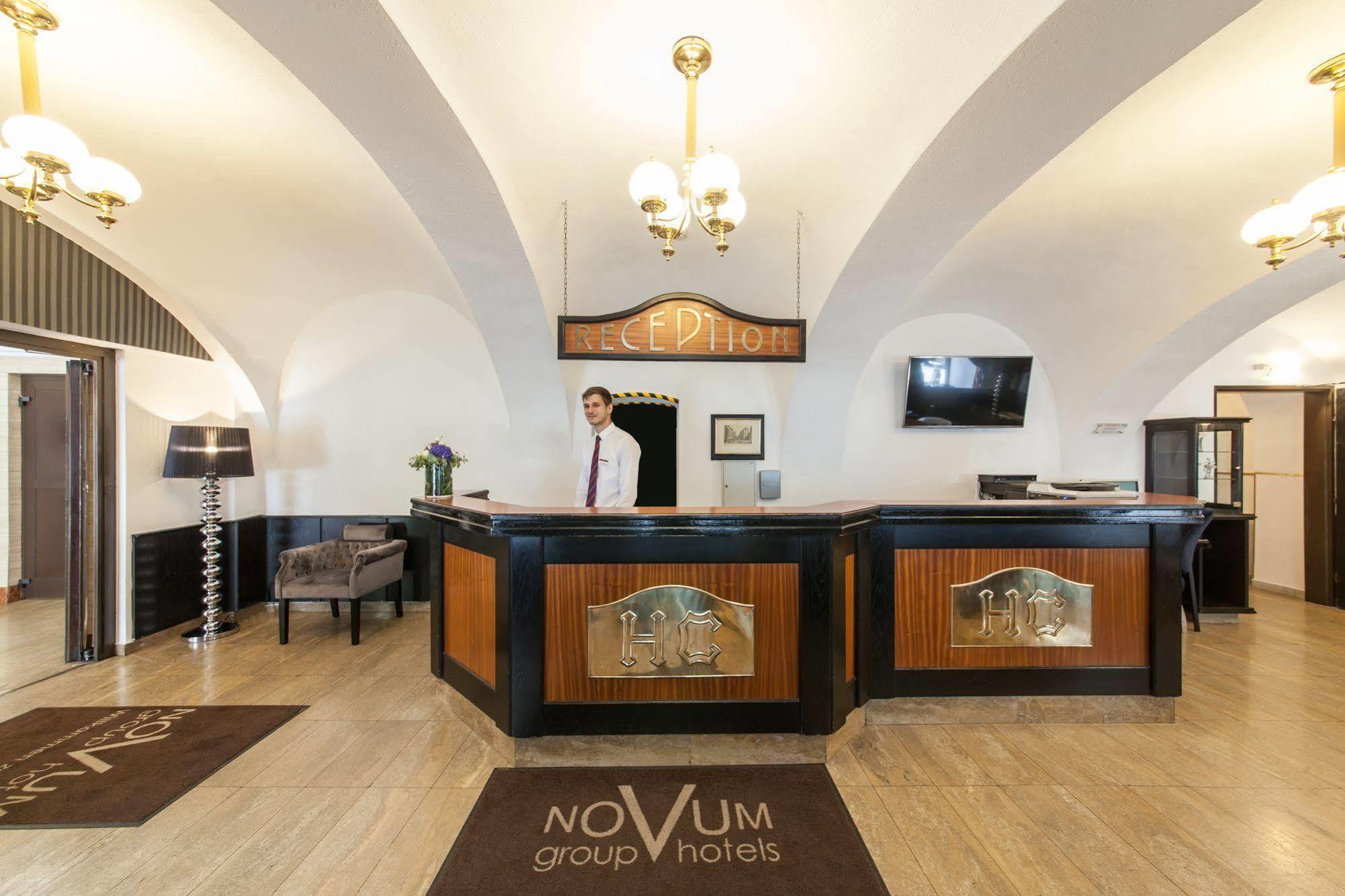 Novum Hotel Cristall Wien Messe Exterior foto